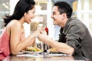 Couple on a date/weheartit