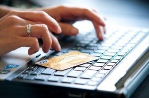 Be very careful while shopping online/freedigitalphotos