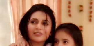 Ishita with Ruhi in Yeh Hai Mohabbatein