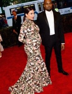 Pregnant Kim at Met gala 