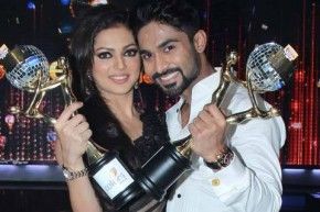 Drashti and Salman with their Jhalak trophies