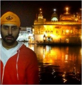 Abhishek Bachchan visits Golden Temple/twitter