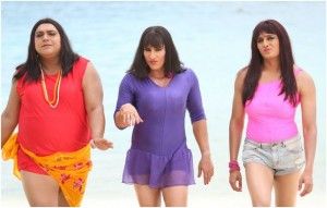 A still from Humshakals