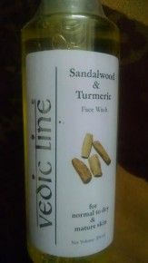 Vedic Line Sandalwood & Turmeric Face Wash