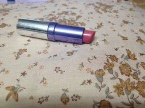 Colorbar Creme Touch Lipstick in Dreamy Pink 005 