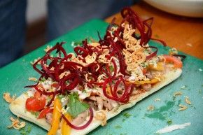 Wai wai chicken tostadas