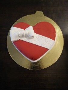 Heart shaped cake at El Posto