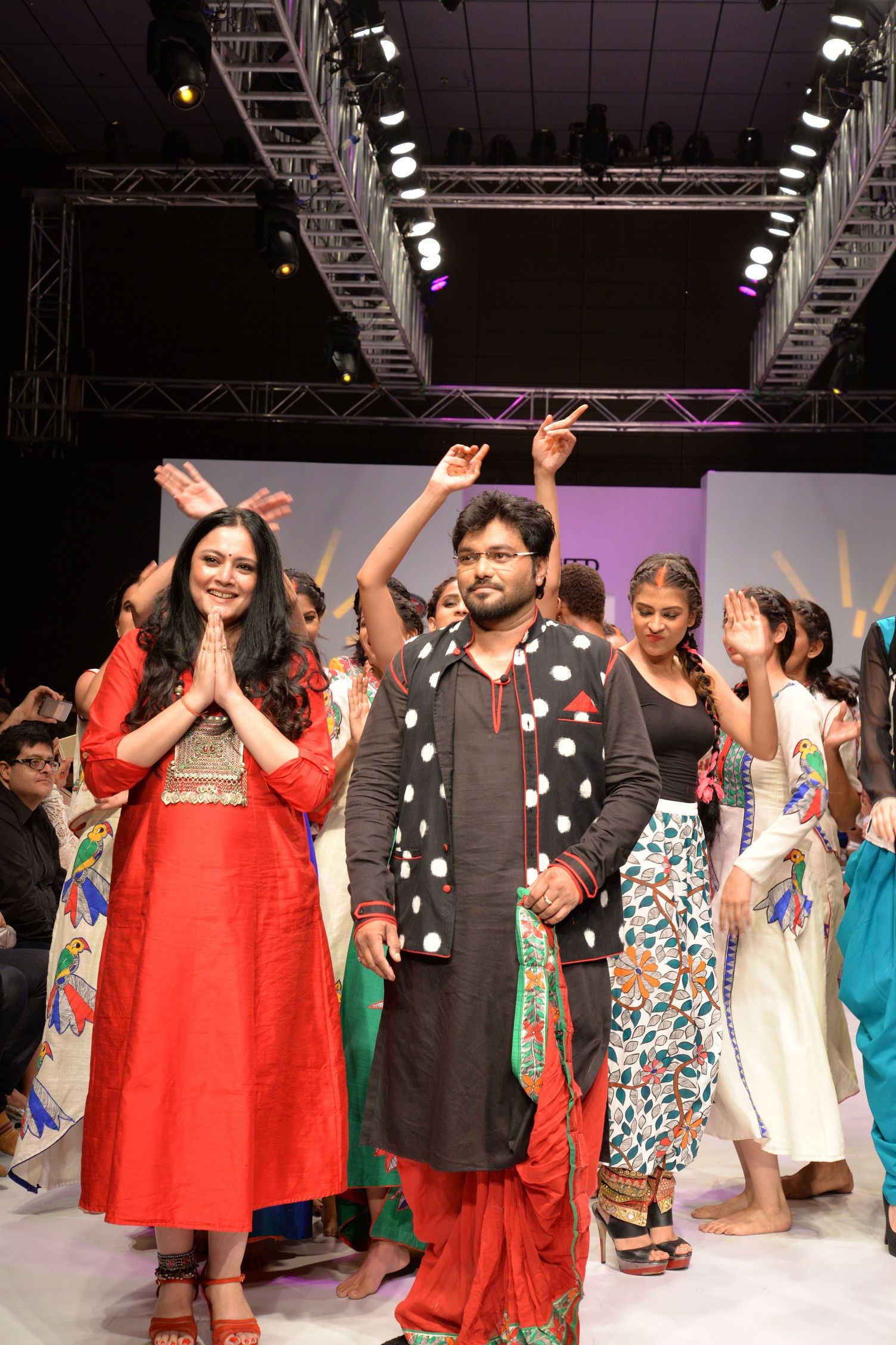 2_Babul Supriyo Union minister & BJP MP from West Bengal's Asansol walked the ramp for designer Agni Mitra Paul. 3