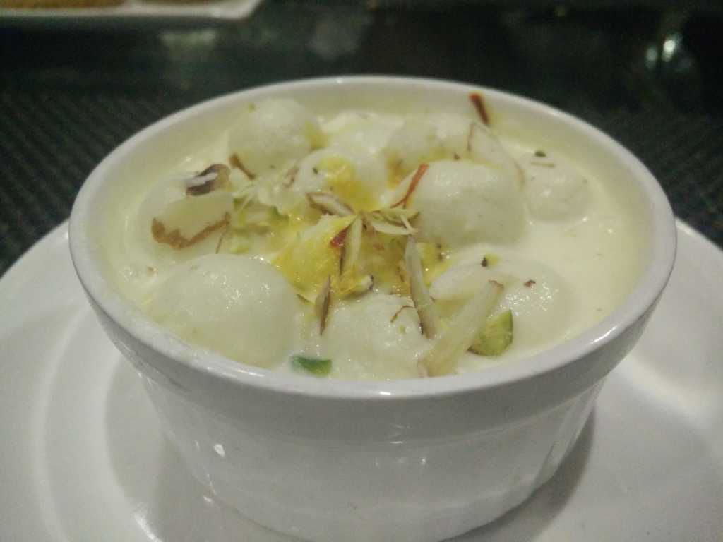 Malai rabri angoori 