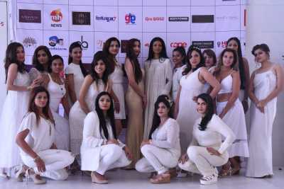 Mrs. India Beauty Queen contestants 