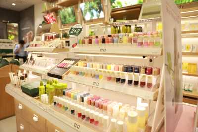 Innisfree new store in Select Citywalk