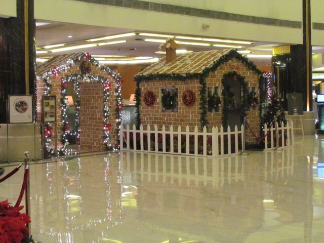 Gingerbread house at Radisson Blu Plaza