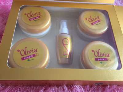 Products in Olivia Professional Gold Facial Kit