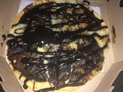 Dominos choco pizza