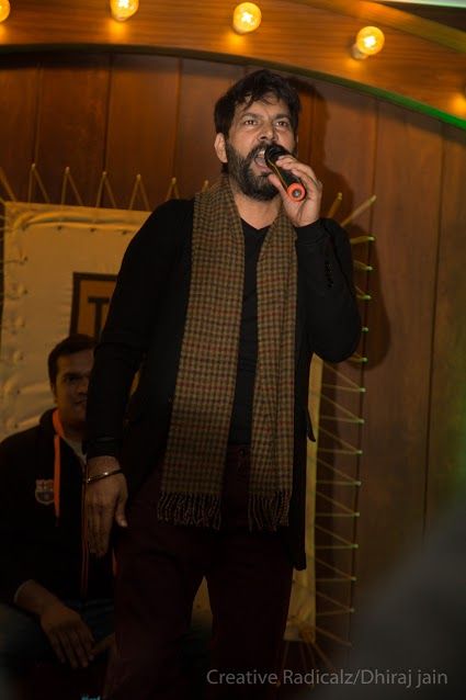Jasbir Jassi  on the stage