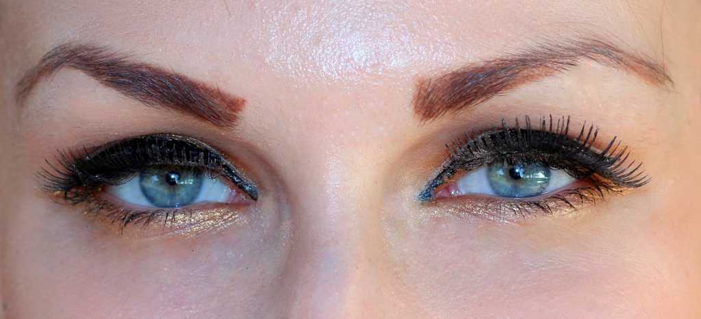 The perfect makeup to look wide awake