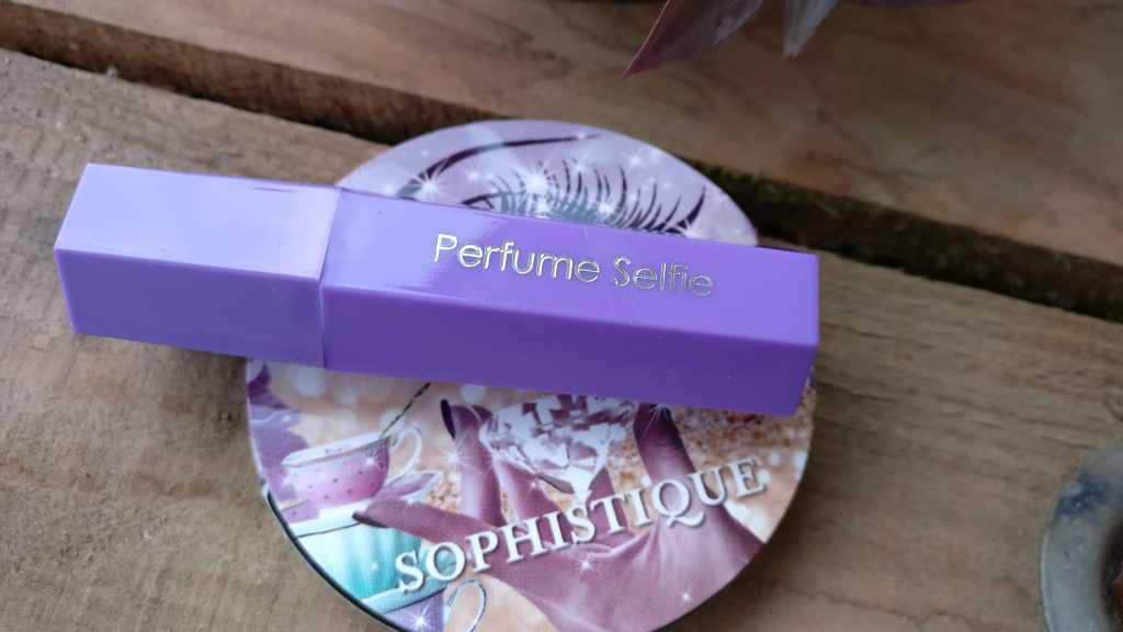 Sophistique Perfume Selfie box