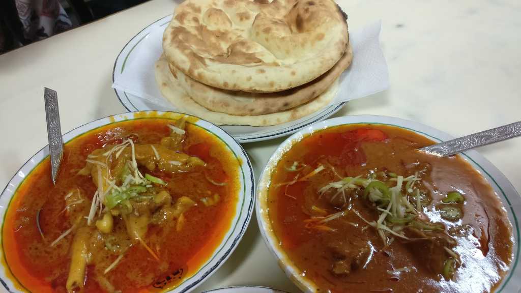 The Mutton nahari and Paya with some traditional Khameri roti 