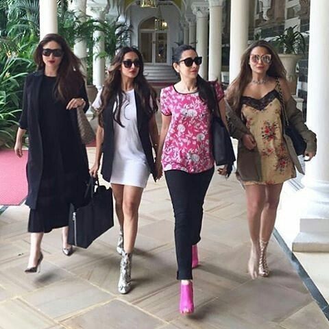 Kareena - Karishma Kapoor - Amirta -Malaika Arora