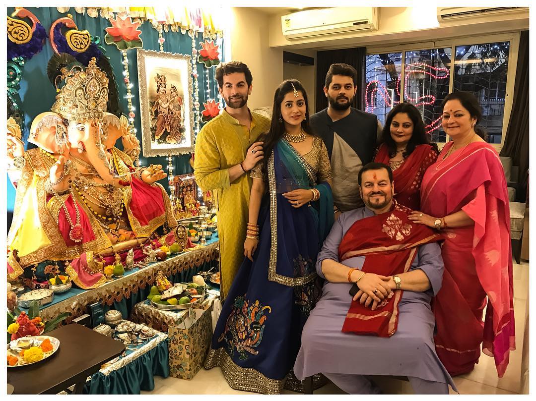 Neil Nitin mukesh with his family