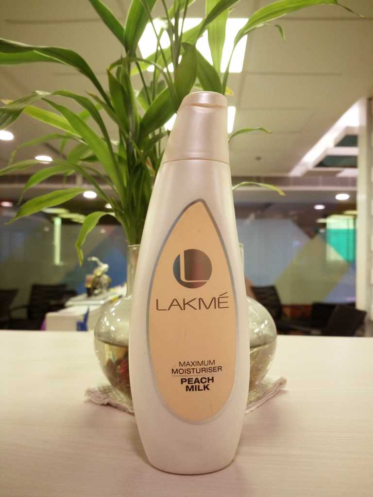 Lakme Peach Milk Moisturiser