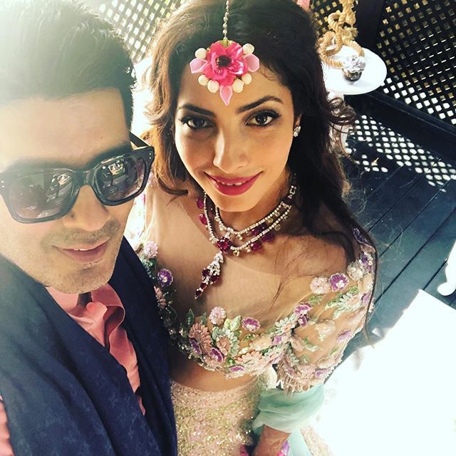 Manish Malhotra with bride