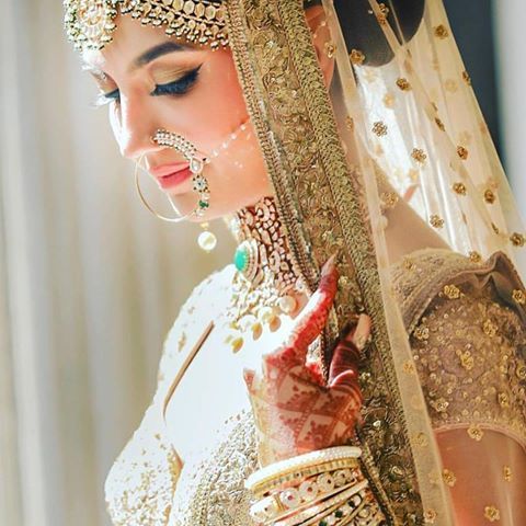 Instagram Accounts Every Bride-to-Be Must Follow