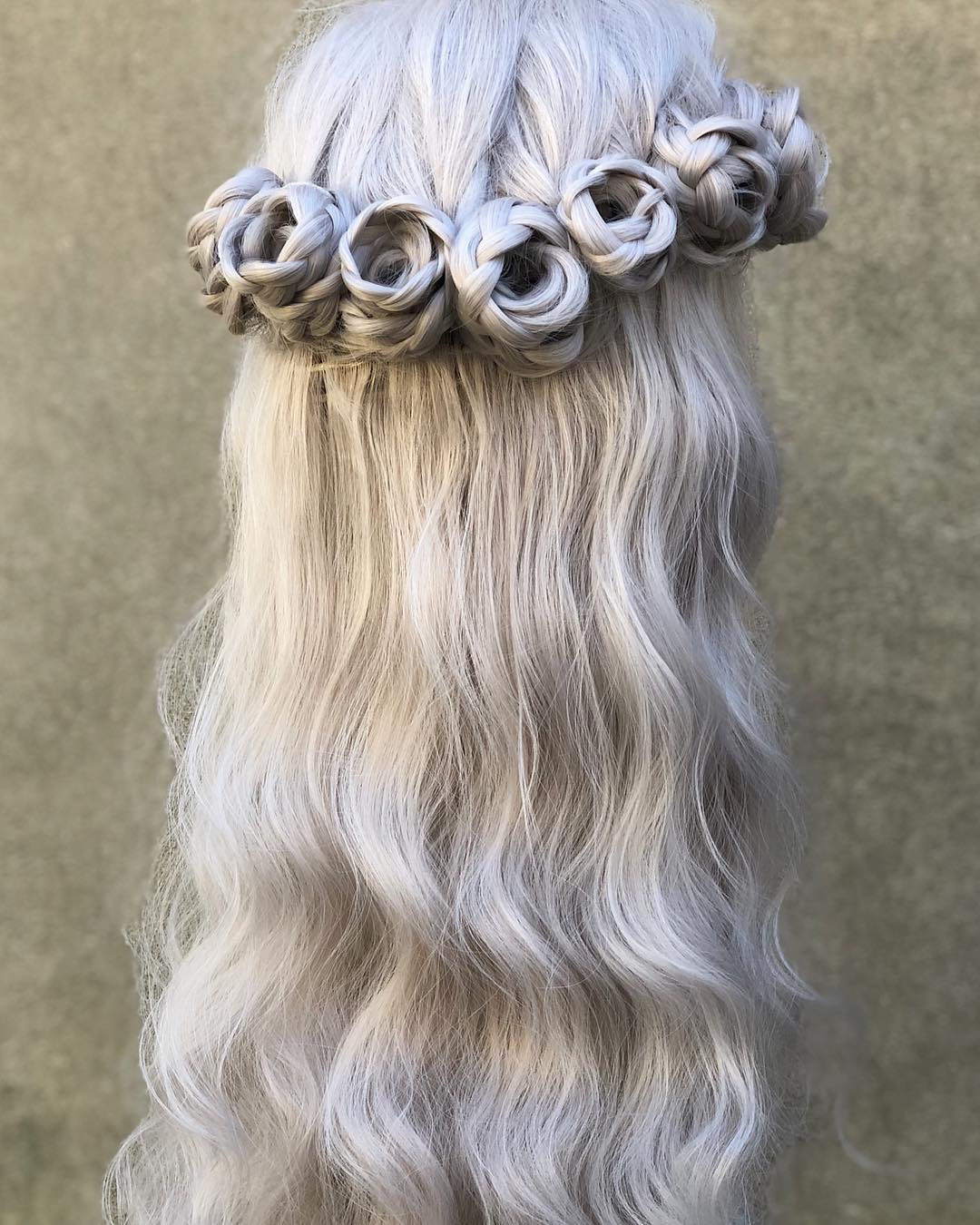 Braided Rose Hairstyle Is the New Trend This Summer