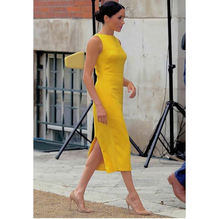 Loved her Yellow Midi which she wore at the Commonwealth youth reception in London.