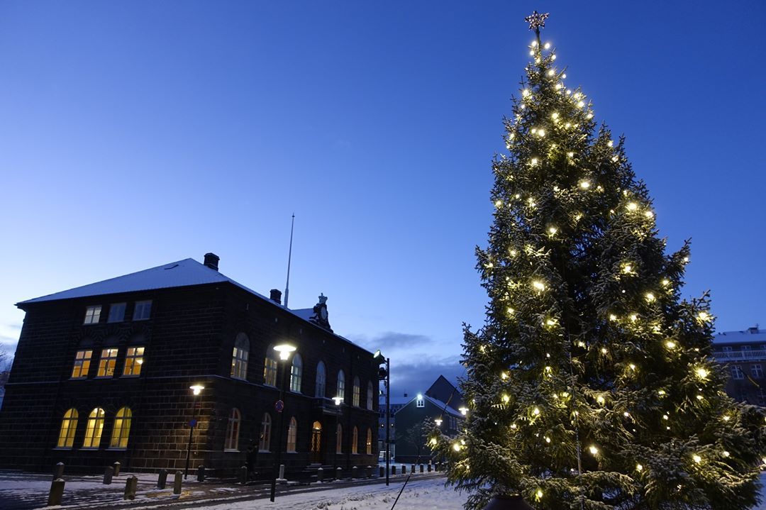  5 Best places to visit on Christmas Day