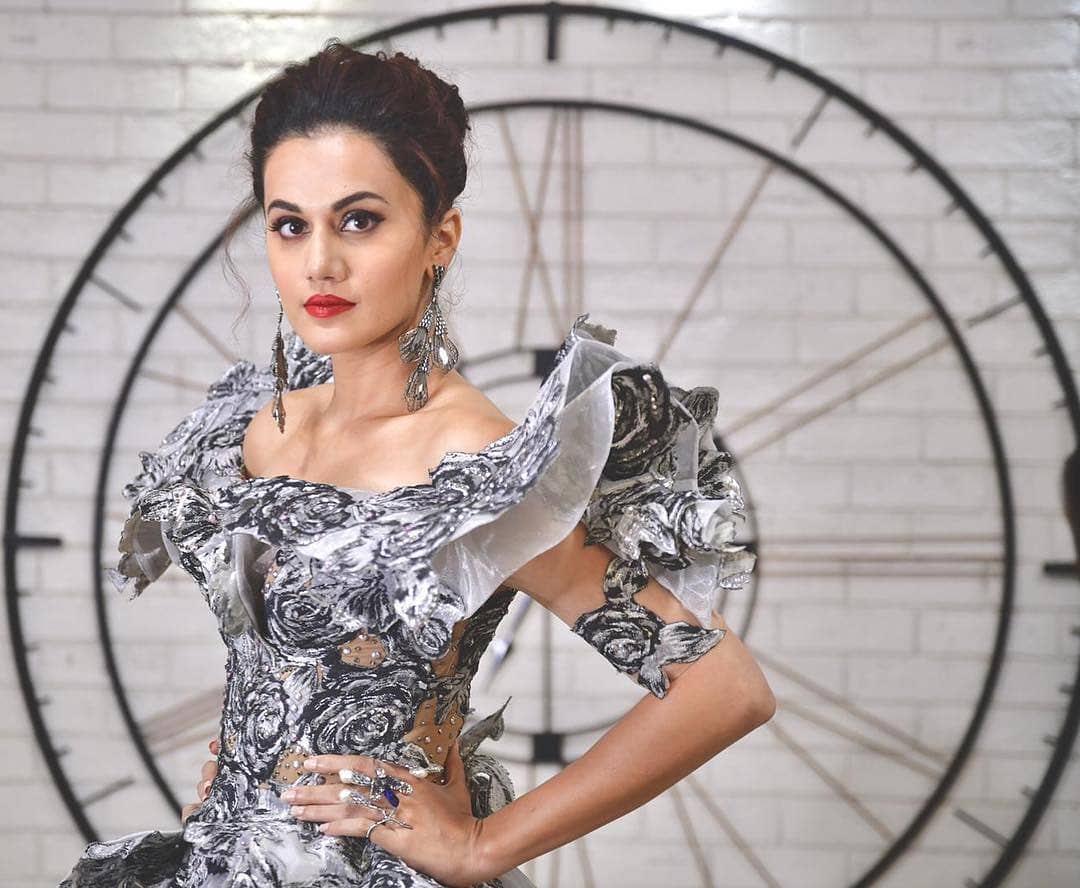  Tapsee Pannu shut troll in an amazing way 