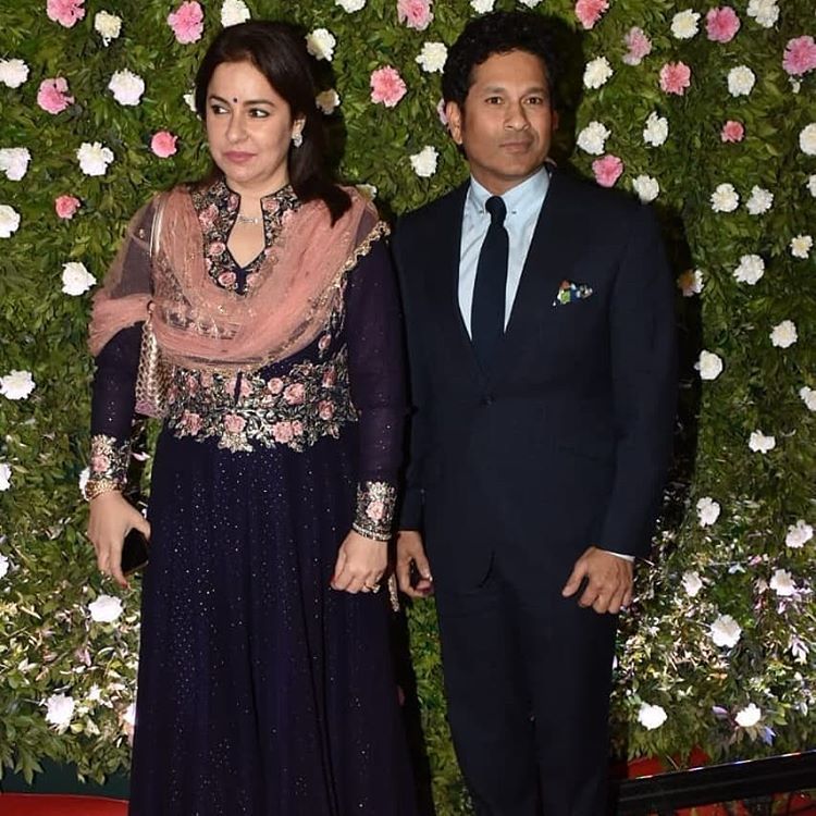 Sachin Tendulkar with wife