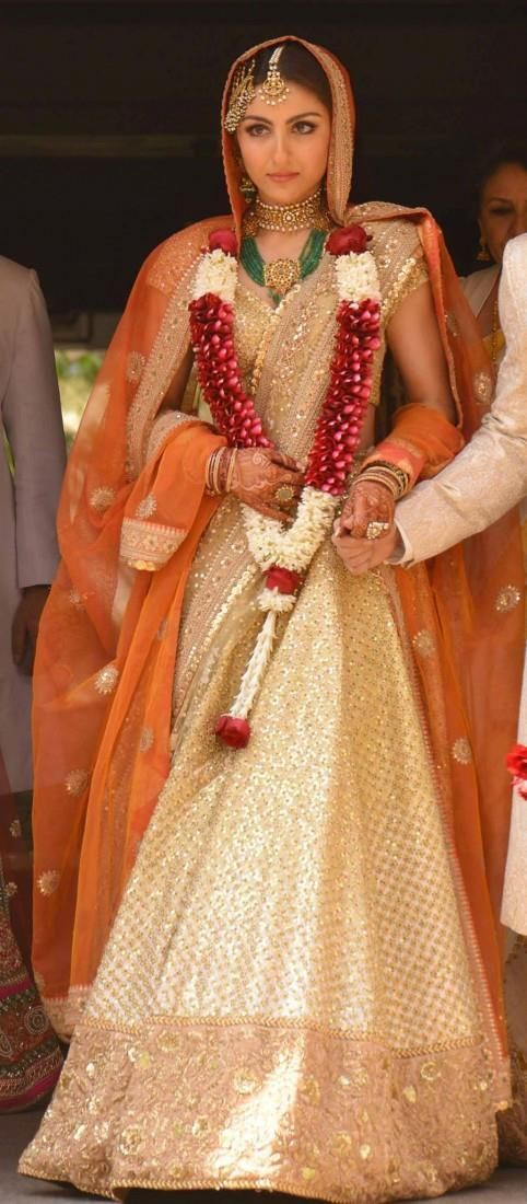 B-Town Divas who gave us golden wear inspo for brides