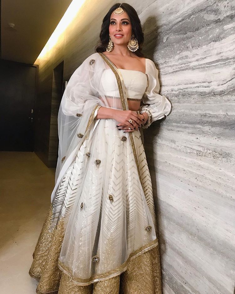 Bipasha Basu dazzling in white lehenga